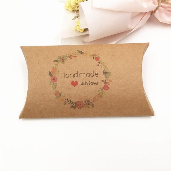 

vintage kraft paper gift box 1pcs small pillow shape candy favor wrapping wedding jewelry craft packing box bbypcc