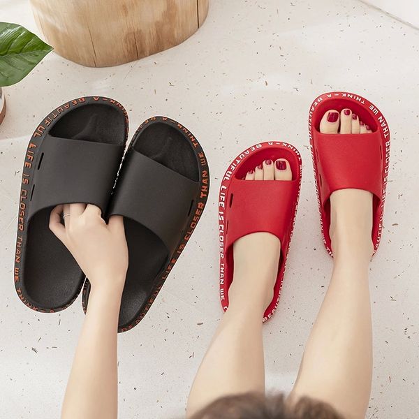 

2021 new summer men massage slippers outdoor couple non slip indoor bath slippers slides soft bottom fashion beach sandals women #ou5z, Black