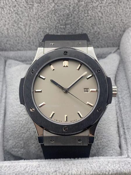 

imported self-winding.42mm watch. british fashion business, Slivery;brown
