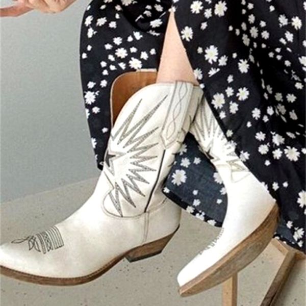 

2021 western new fashion embroidered cowboy boots for woman square med pointy heels high-quality toe high knee height women's shoes tt7, Black