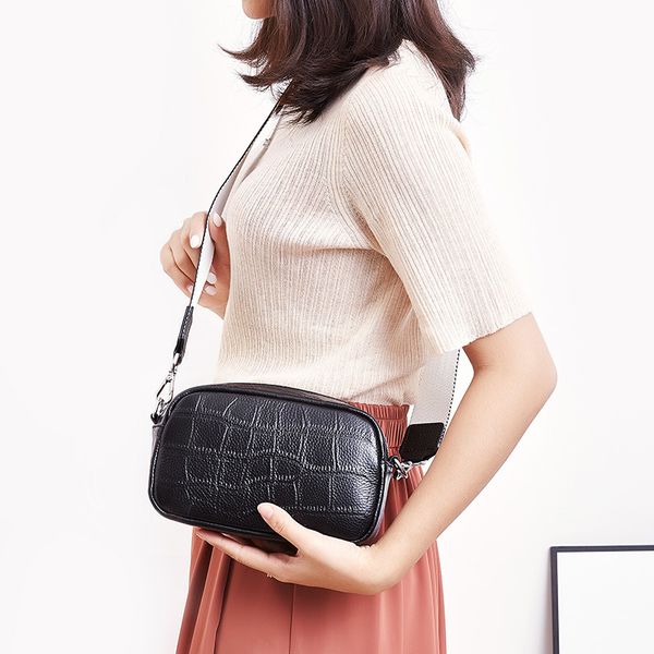 

fashion cowhide woman messenger bag genuine leather shoulder bag woven wide shoulder strap crocodile pattern underarm