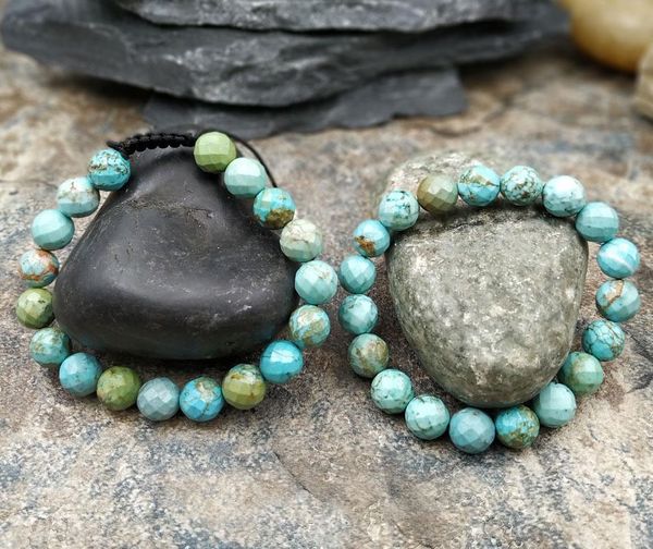 

turquoises faceted stone 10mm beads bracelet adjustable m0031, Black