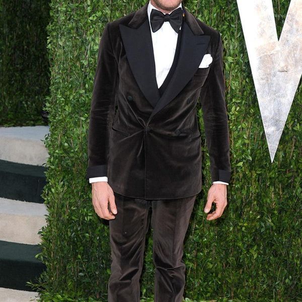 

double breasted velvet prom suits for men peaked lapel slim fit custom 3 piece wedding groom tuxedos man fashion clothes 20201, White;black