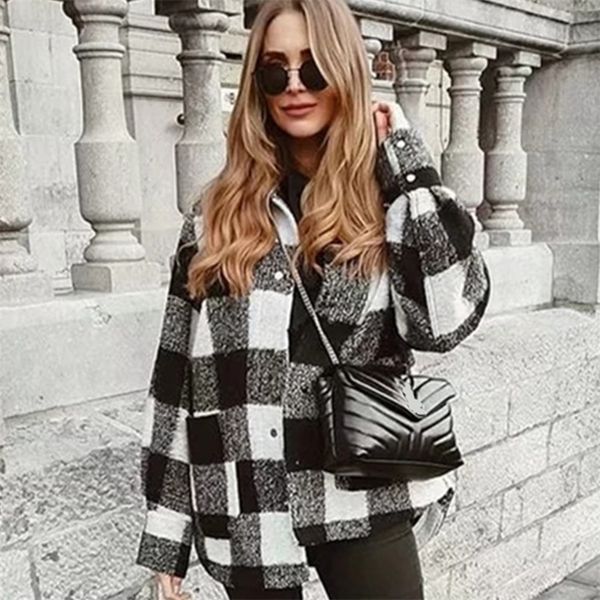 

winter chic plaid shirt jacket women vintage thick black and white plaid coat female streetwear oversized ladies jacket 201210, Black;brown