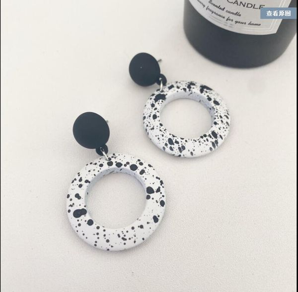 

2020 the new korean style autumn winter style simple black and white cow spotted ring earrings cute and cute vitality 509, Golden;silver