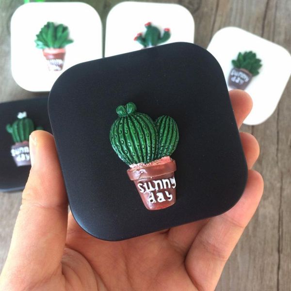 

1pc cute contact lens case pattern random travel glasses mirror case eye cleaning case bracket container support gift h wmtzuw