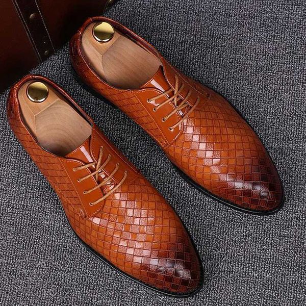 

dress shoes 2021 formal leather men business male geometric red oxfords party wedding casual men's flats chaussure homme, Black