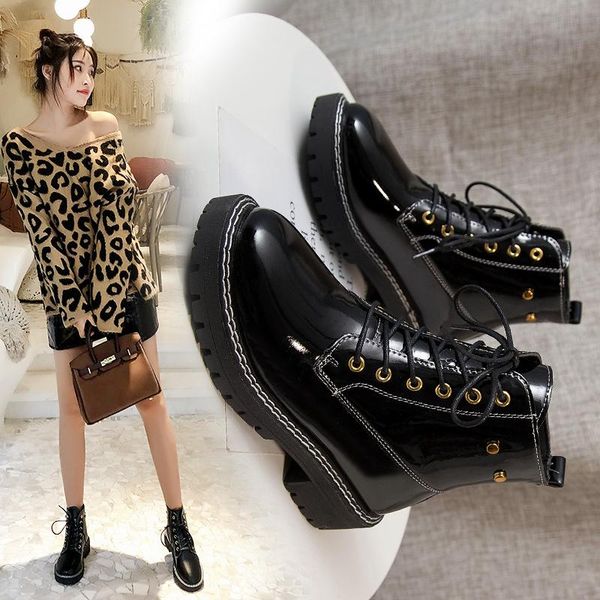 

women's short boots 2020 new autumn versatile handsome thick bottom net red skinny spring and autumn single boot trend, Black