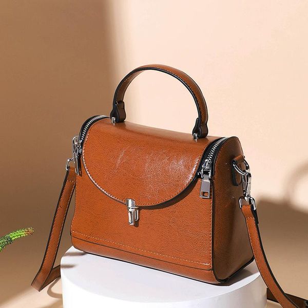 

2020 new korean fashion leather handbag diagonal bag ladies shoulder diagonal bag flip luxury handbag luxury designer