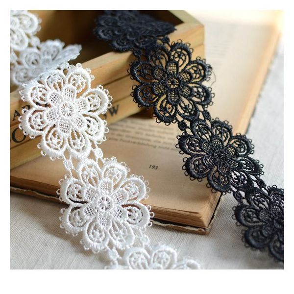 

wholesale price eters/lot 5cm width white black burgundy water soluble flower lace trim sewing floral lace fabric tr jllaxj