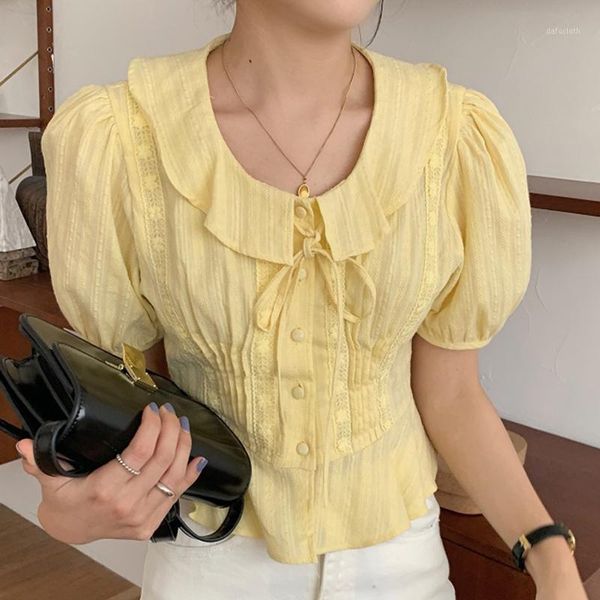 

matakawa hook flower high waist puff sleeve blusas female ruffled collar shirt lace single-breasted pleated blouse1, White