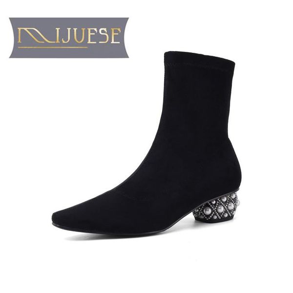 

нет в наличии, Black