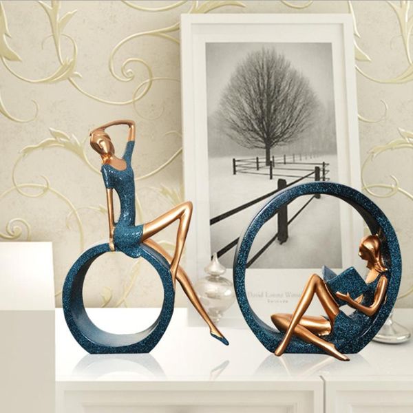 

girls home decoration accessories girls christmas gift european style resin crafts reading ornaments art living room home decor