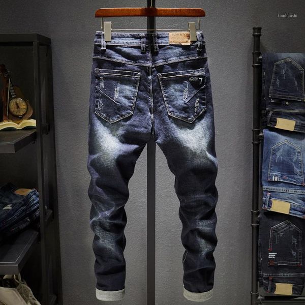 

2020 new washed designer men jeans brand straight fit distressed ripped jeans for men1, Blue