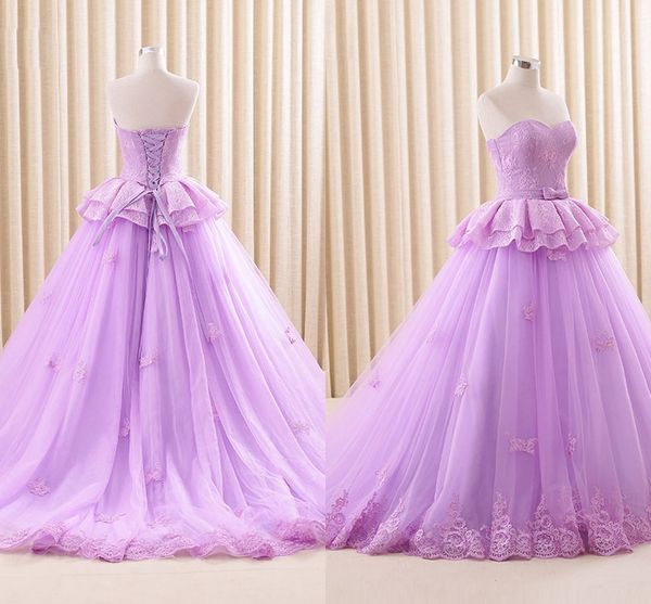 2021 Lila Spitze Quinceanera Kleid Süßes 16 Mädchen Schößchen Taille Ballkleid Trägerlos Korsett Zurück Sweety Prom Vestidos De Festia Plus Size