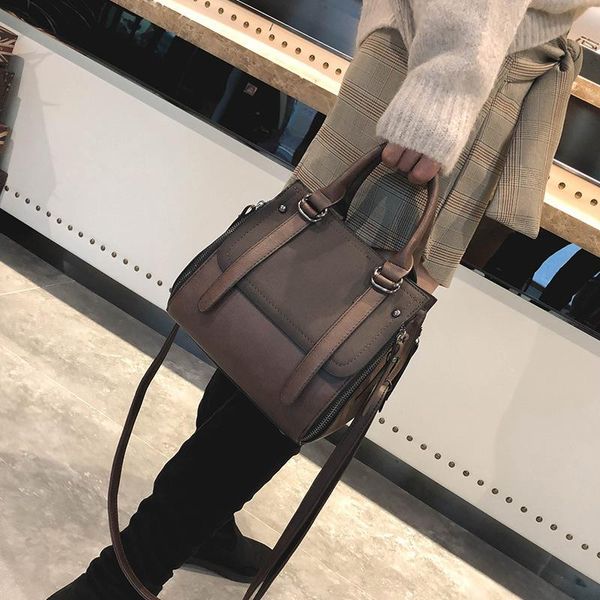 

shoulder bags 2021 woman's bag atmosphere portable fashion large-capacity messenger
