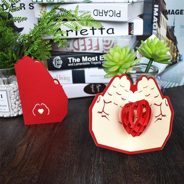 

день 3d любовь в руках романтика всплывающий карты валентина годовщина карты наклейки laser cut свадебные приглашения поздравительные открыт