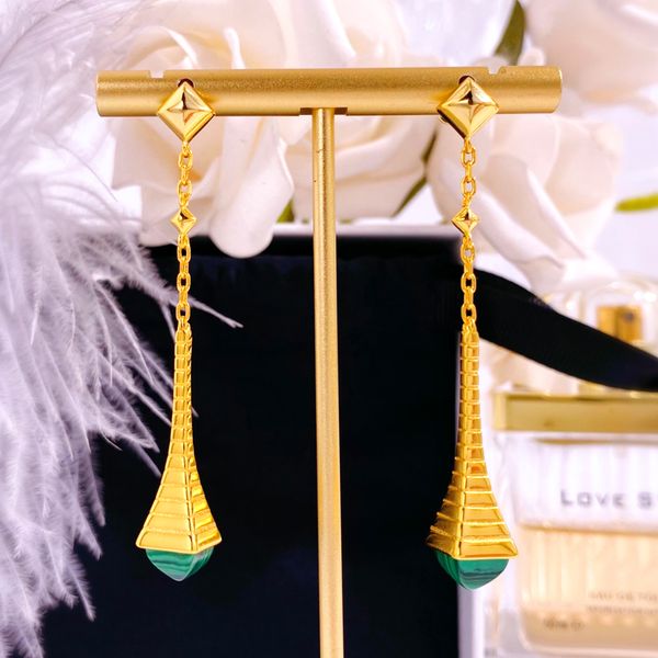 

2022 charm arrival extravagant 18k gold plated dangle earrings charm classic elagant chandelier earring women with pochette bijoux wholesale, Golden