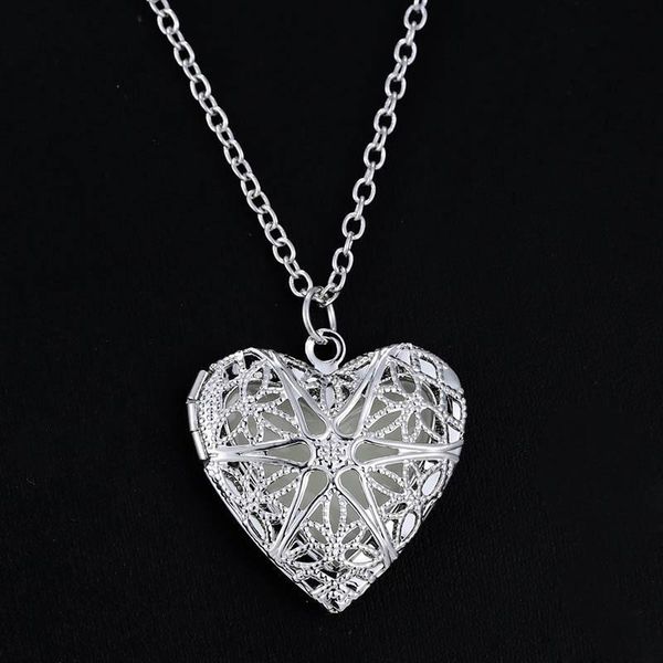

locket silver love dark glow heart in the pendants necklace luxury designer jewelry women necklaimgk