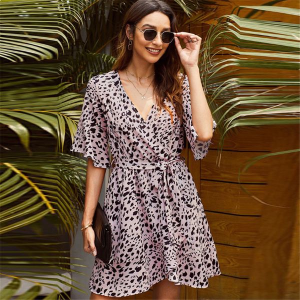 

2021 new new low-cut v tie-up frill loose in a straight line short leopard dress stamped tw53, Black;gray