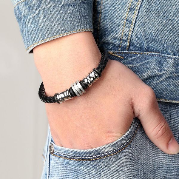 

xqni 6mm широкие модные мужчины черный кожаный браслет 316l из нержавеющей стали геометрический узор браслеты с сильным магнитом застежкой w, Golden;silver