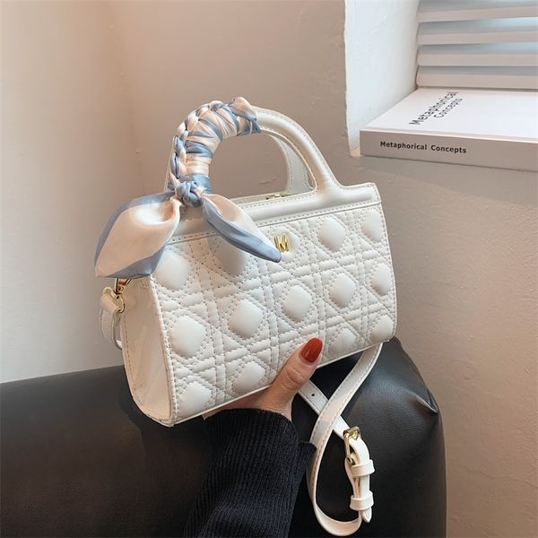 

fashion handbgas new bag solid color lingge small handbag square trend silk scarf single shoulder net red portable messenger purse evening