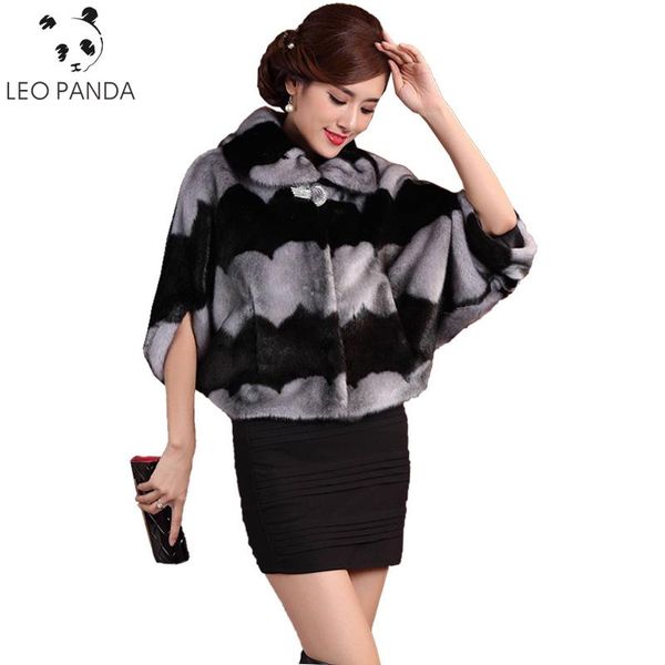 

plus size luxury jacket women 2021 new winter loose fashion short real fur coats parka female ticken warm clothes, Black