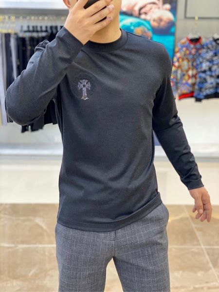 

crosin classic embroidery and dip drill, vertical, soft, comfortable and breathable round neck sweater, casual and fashionable men's, Black;gray