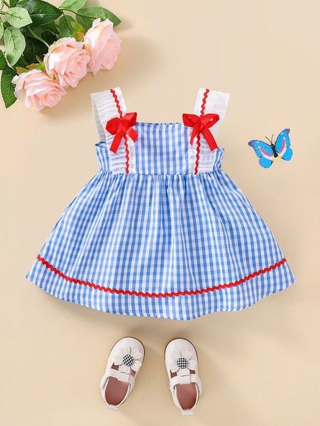 Baby-Cami-Kleid mit Gingham-Schleife vorne, Rüschenbesatz und Kontrastband SIE