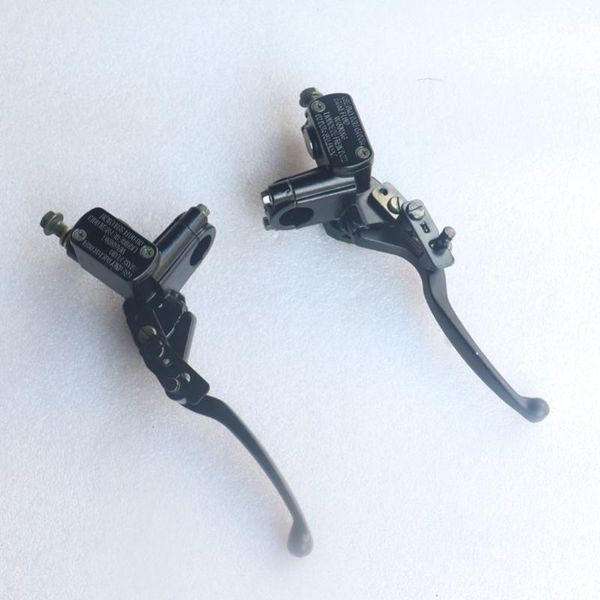 

parts 1 pair motorcycle brake clutch master cylinder reservoir levers fit for atv four-wheel large 50cc-125cc accessories1