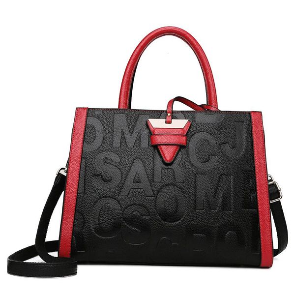 

2020 новая мода женщины на ремне сумки черный дизайнер сцепления щитовые ручная сумка