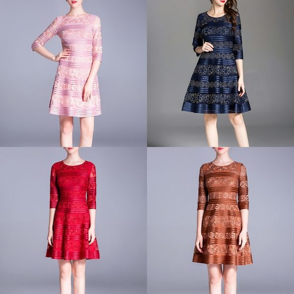 

rowfc special price embroidery fu zhuang nv fu zhuang and a-line for women shenzhen clothing for middle-aged dress elderly women 2020 nv a-l, Black;gray