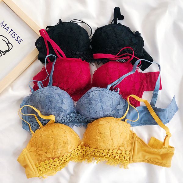 

lace underwear gather embroidery set 2019 new sweet super push up young girl bra brief sets, Red;black