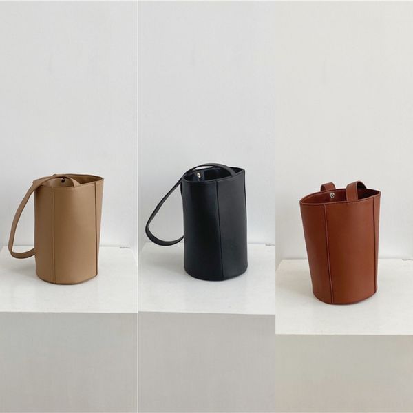 

2019 new women's korean style winter and shoulder bag autumn casual simple large capacity mother and child bag fashion solid color pu s