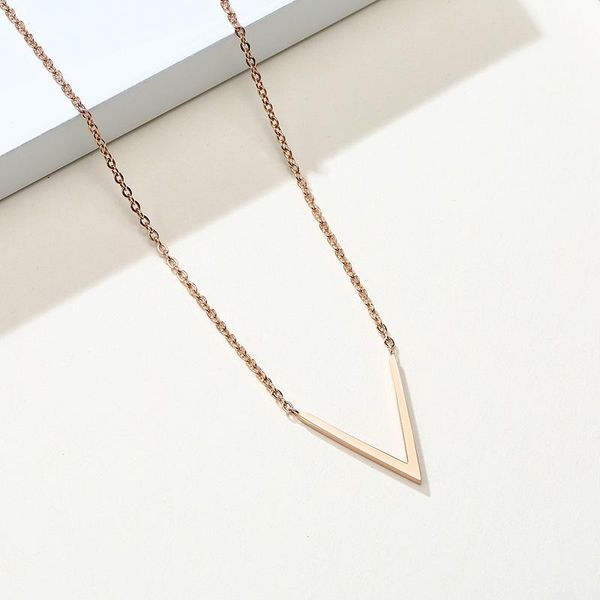 

dainty chevron v necklace for women stainless steel letter pendant minimalis jewelry, Golden;silver