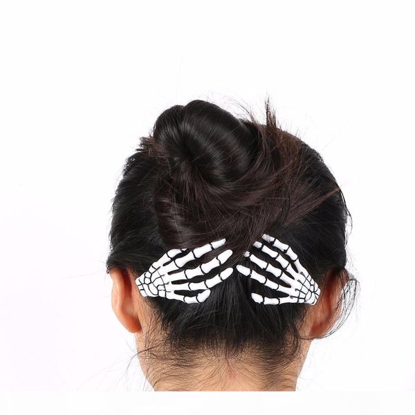 

2 pcs new design harajuku skull skeleton hand hair clip women's fashion hair accessories bone claw hairpin halloween party