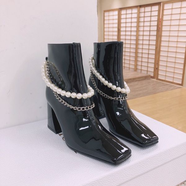 

europe 2020 autumn/winter new patent-leather boots for women pearl chain square head but knee-high heel chunky rider boots, Black