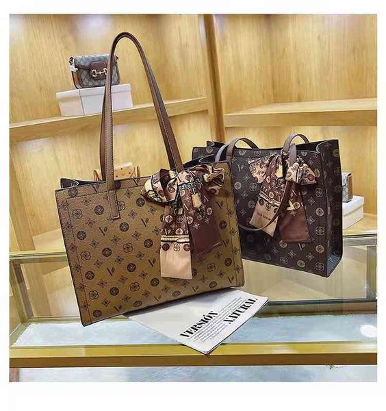 

2022 factory wholesale live broadcast donkey's same women's bag silk scarves