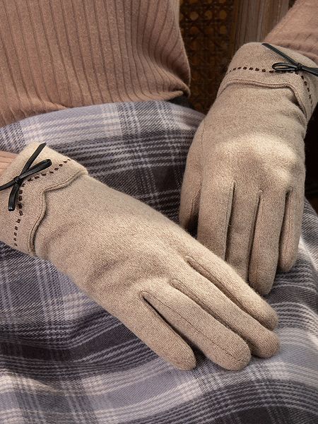 

woolen in winter women' lovely plush thick bowknot touch screen driving warm cashmere gloves, Blue;gray