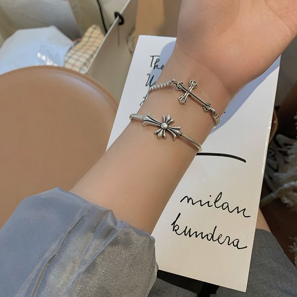 

iztgk s925 sterling silver cross женщин осень зима простой маленький дизайн браслет lightcool ины ветер браслет прилив rp0kl, Golden;silver