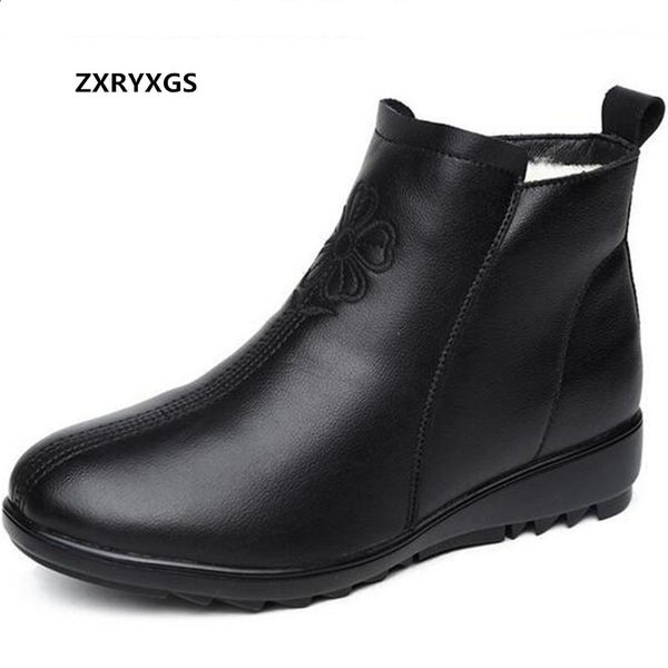 

new winter genuine leather boots fashion casual boots women short warm wool cotton shoes non-slip soft bottom women, Black