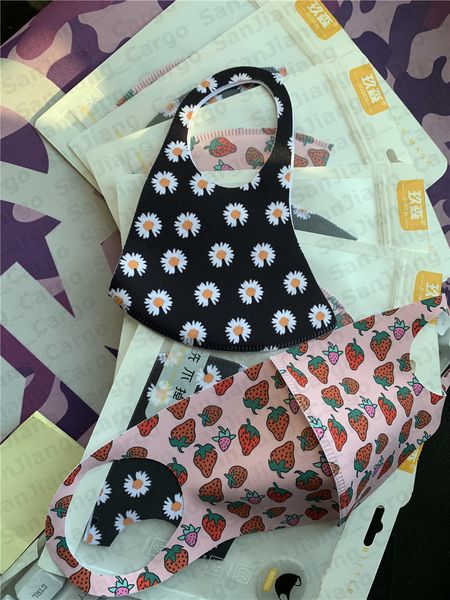 

mouth protective fashion mask face dustproof ultraviolet-proof cartoon print reusable washable anti dust haze pm2.5 masks e4705