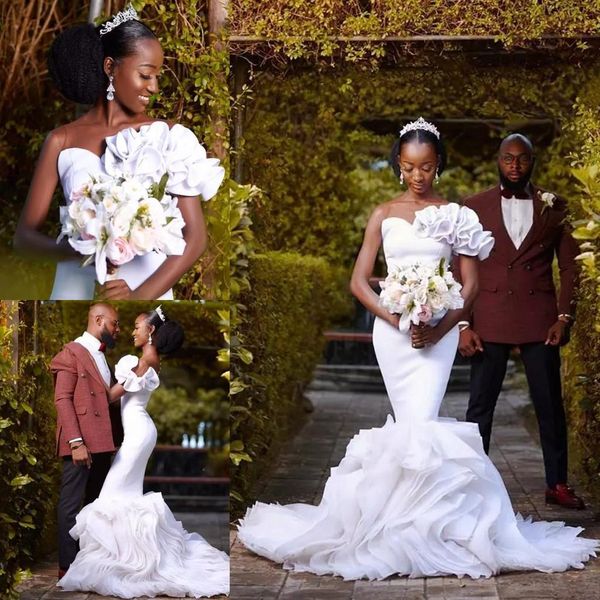 

2021 luxury mermaid wedding dresses one shoulder ruffles tiered sweep train custom made african wedding bridal gown vestido de novia, White