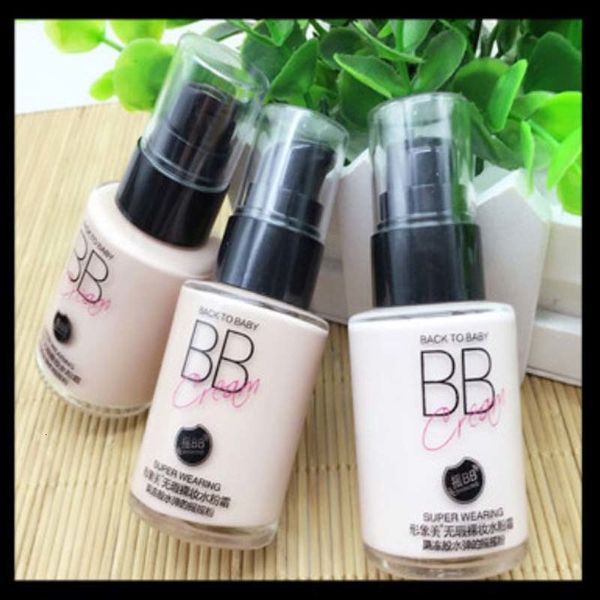 

stage bb frost makeup artist p studio uses special foundation concealer to cover acne and print face students' oil control