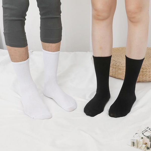 

men's socks 5 pairs solid color sports wild cotton copule hong kong style black white gray mid-high harajuku set gift