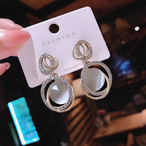 

2020 the new south korean sense of quality graceful online influencer simple and stylish earrings 925 silver stereo opal earrings, Golden
