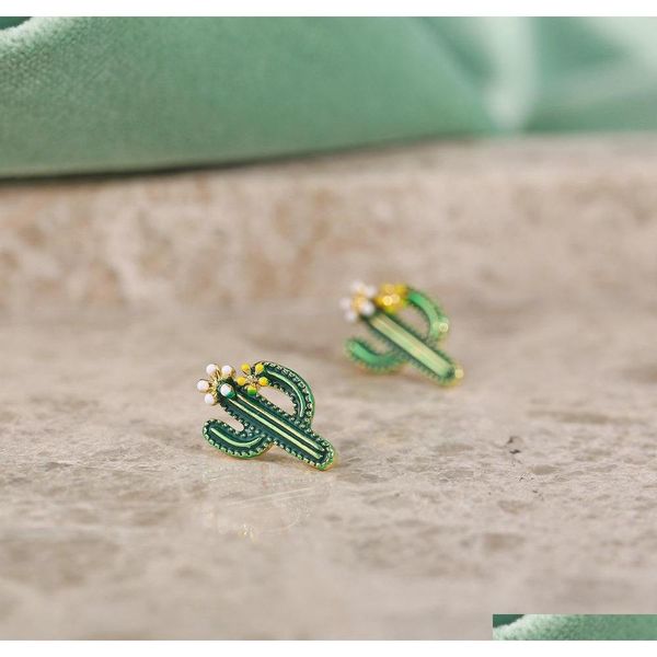 

s1405 fashion jewelry green cactus earrings vintage ca sqcypq beauty888, Golden;silver