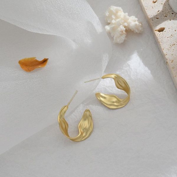 

hoop & huggie minimalist vintage matte gold color earring for women irregular open circle c shaped clip earrings jewelry 2021, Golden;silver