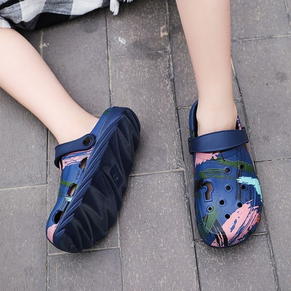 

garden and 2020 girls graffiti hole boy croc sandals children's clogs breathable water shoes toddler crocks slippers, Black