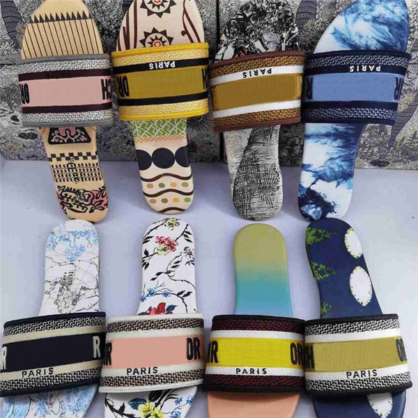 

2021 новые blue black stripes стилистская обувь шлепанцы натуральные кожаные тапочки красные женские сандалии джинсовая плоская летняя наруж